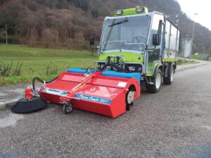 italclean europe | spazzatrice umidificante | camioncino | pulizia strade