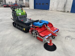 italclean europe | mini spazzatrice | carrello cingolato | Merlo | pulizia marciapiede