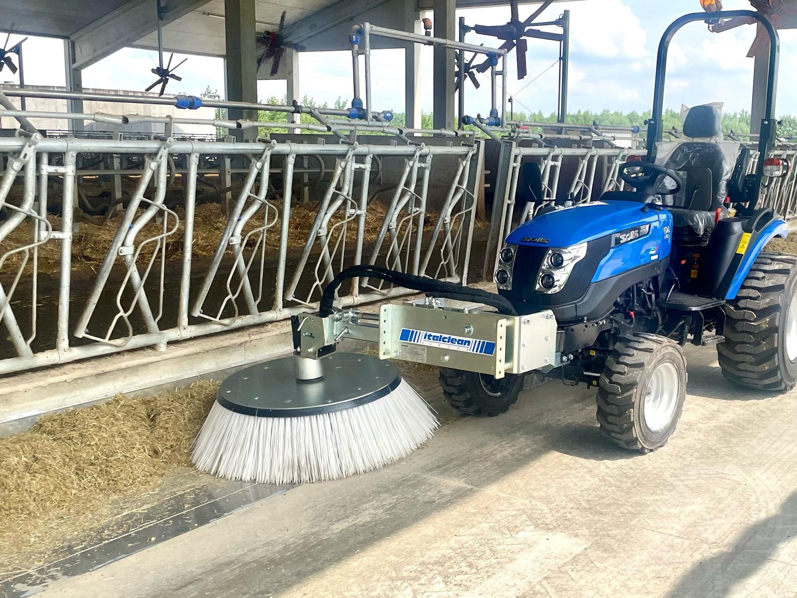 italclean europe | spingiforaggio | trattore solis | mangiatoia
